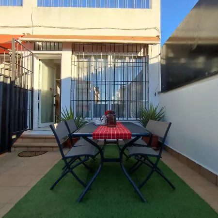 Apartamento Royal Ii A 10 De Sevilla, A 20 Del Aeropuerto De Sevilla Gines